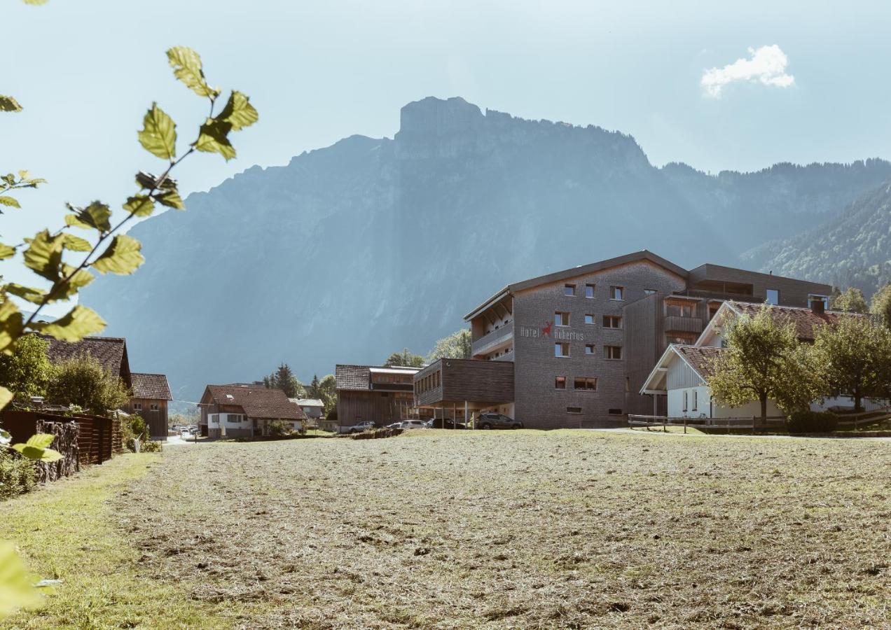 Aparthotel Hubertus Mellau メラウ エクステリア 写真