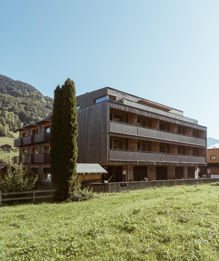 Aparthotel Hubertus Mellau メラウ エクステリア 写真